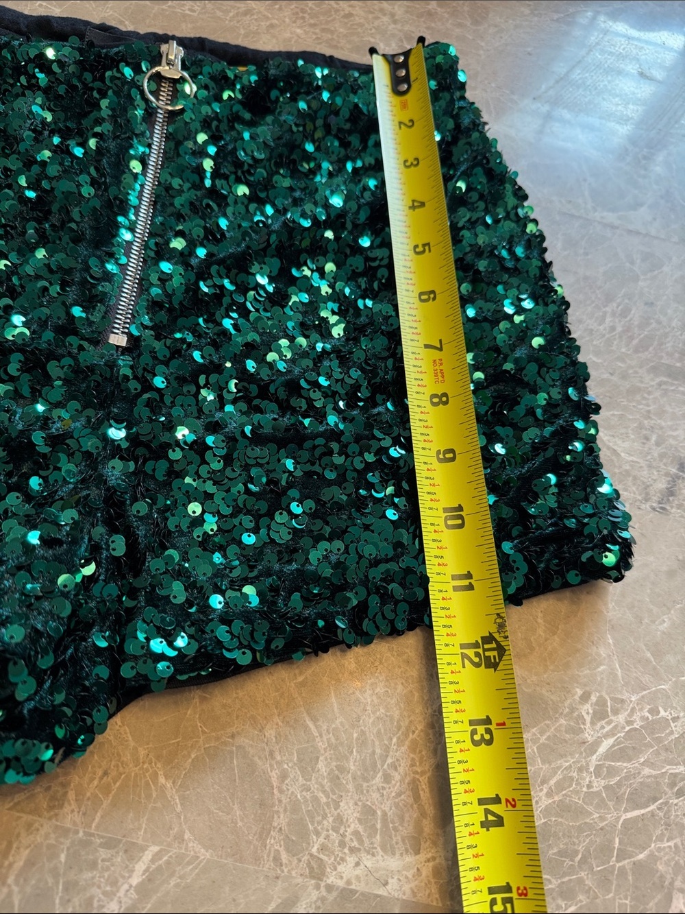 Anthropologie Green Sequin
Shorts size 4 - Picture 7 of 8